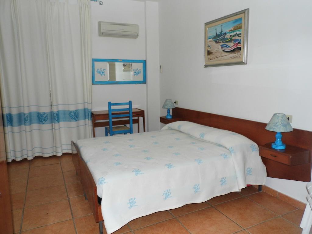 Lina Hotel Stintino Room photo